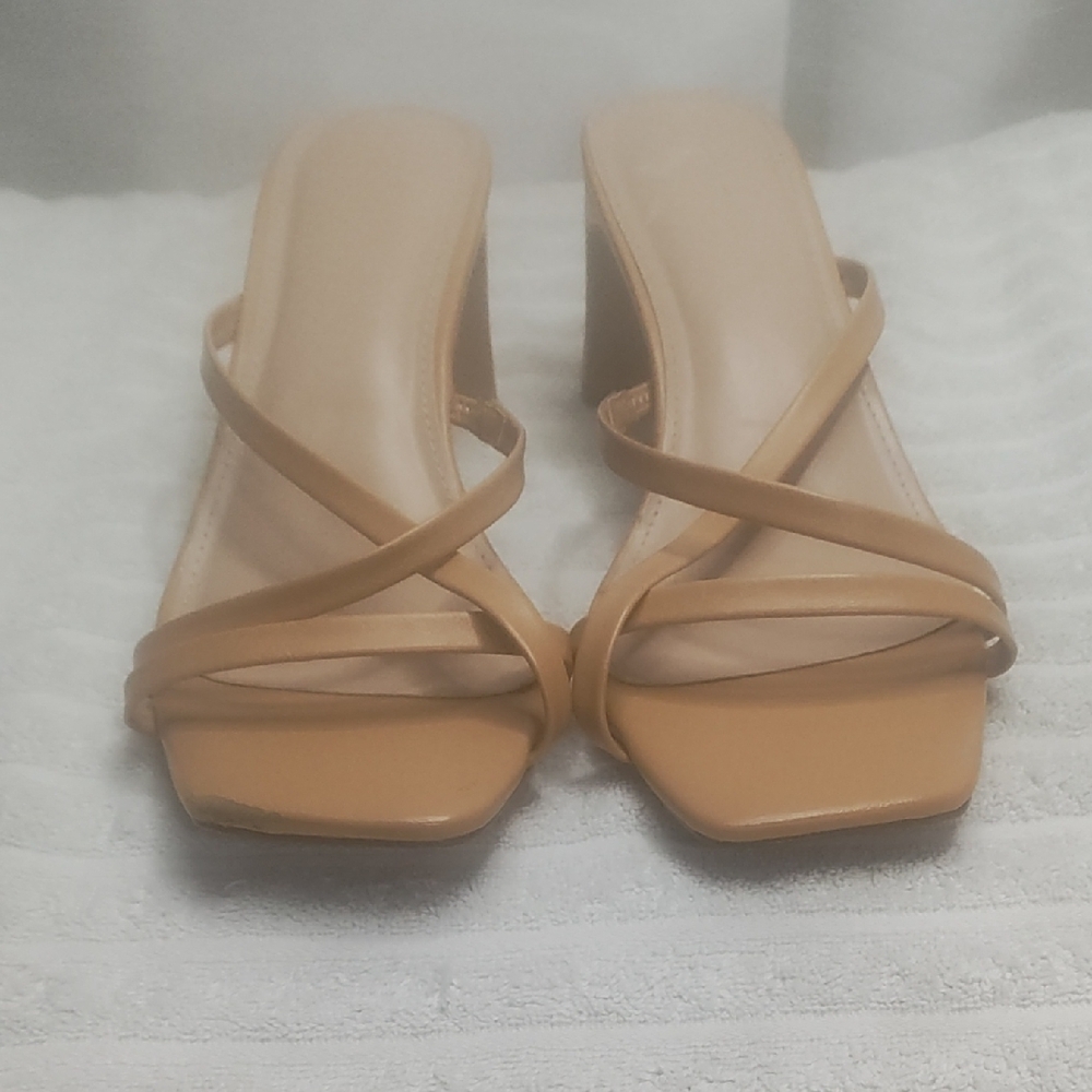 Tan Strappy Heels‎ with Elegant Design